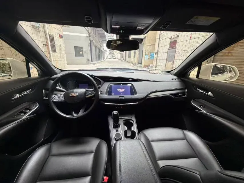 2020 Cadillac XT4 2.0T 241HP L4 9AT,autocango,china used car exporter,china ev exporter,chinese used car exporter,chinese used ev exporter