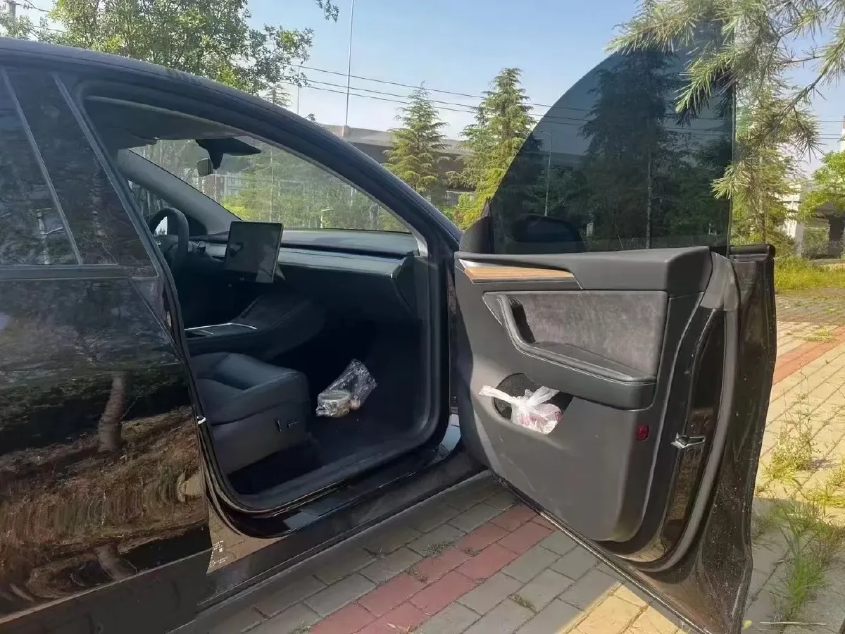 2022 Tesla Model Y BEV 60KWH,autocango,china used car exporter,china ev exporter,chinese used car exporter,chinese used ev exporter