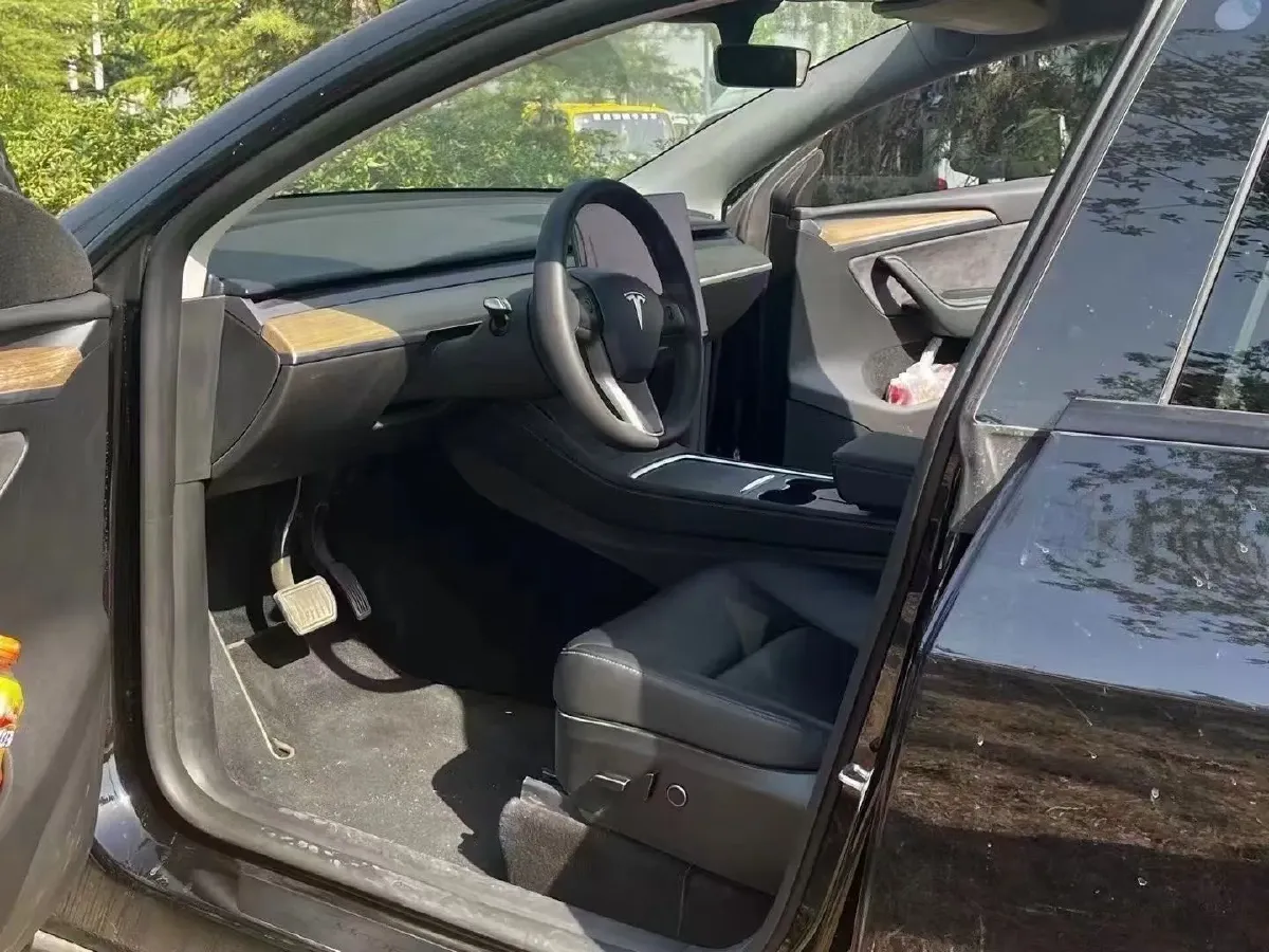 2022 Tesla Model Y BEV 60KWH,autocango,china used car exporter,china ev exporter,chinese used car exporter,chinese used ev exporter