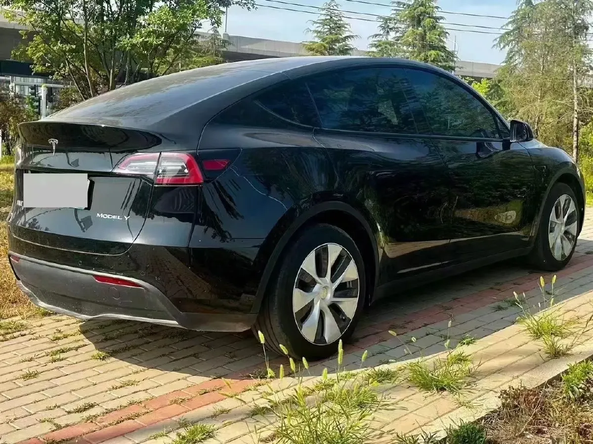 2022 Tesla Model Y BEV 60KWH,autocango,china used car exporter,china ev exporter,chinese used car exporter,chinese used ev exporter