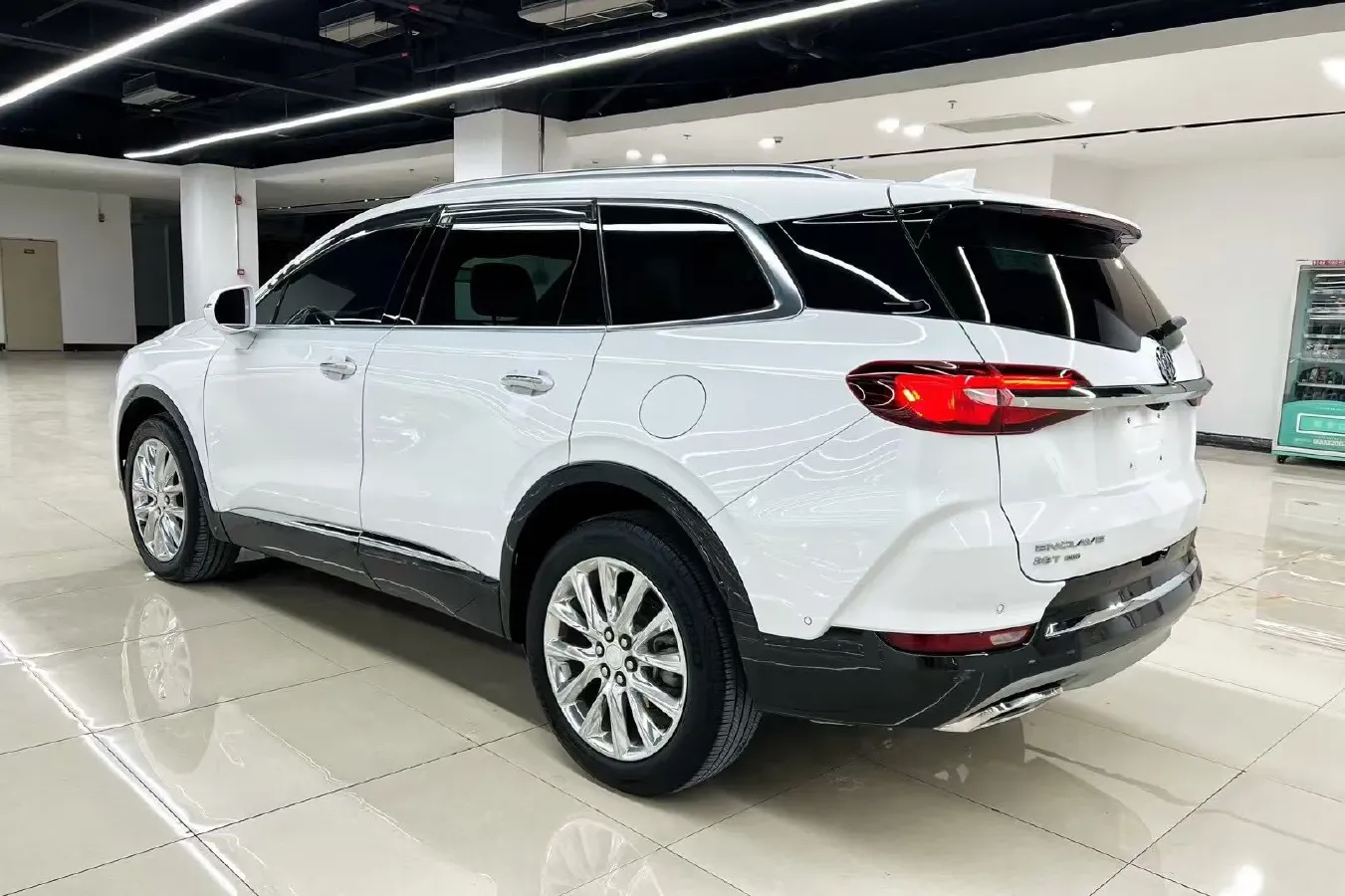 2020 Buick Enclave 2.0T 237HP L4 9AT,autocango,china used car exporter,china ev exporter,chinese used car exporter,chinese used ev exporter