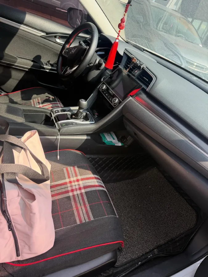 2019 Honda Civic 1.5T 177HP L4 6MT,autocango,china used car exporter,china ev exporter,chinese used car exporter,chinese used ev exporter