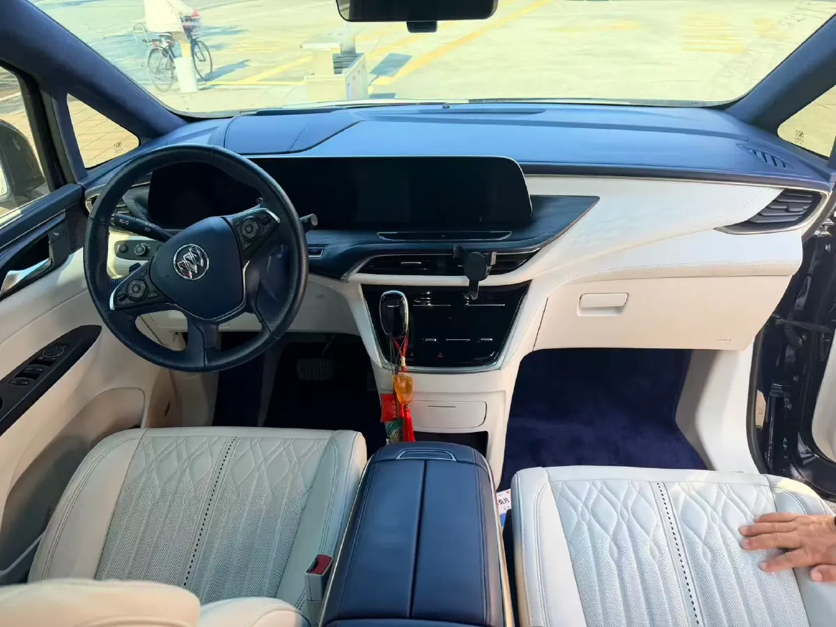 2020 Buick GL8 2.0T 237HP L4 9AT,autocango,china used car exporter,china ev exporter,chinese used car exporter,chinese used ev exporter