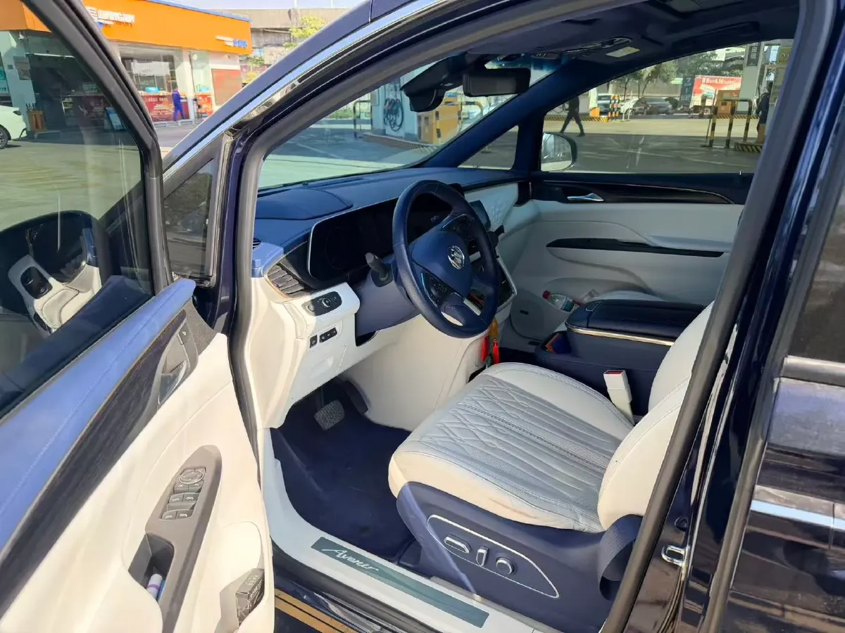 2020 Buick GL8 2.0T 237HP L4 9AT,autocango,china used car exporter,china ev exporter,chinese used car exporter,chinese used ev exporter