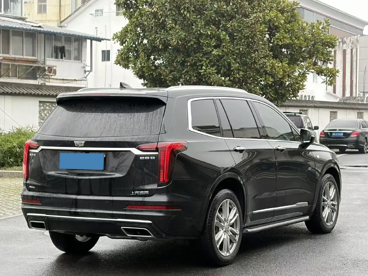 2022 Cadillac XT6 2.0T 237HP L4 9AT,autocango,china used car exporter,china ev exporter,chinese used car exporter,chinese used ev exporter