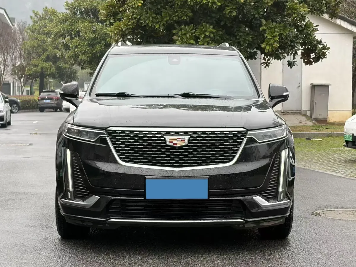 2022 Cadillac XT6 2.0T 237HP L4 9AT,autocango,china used car exporter,china ev exporter,chinese used car exporter,chinese used ev exporter