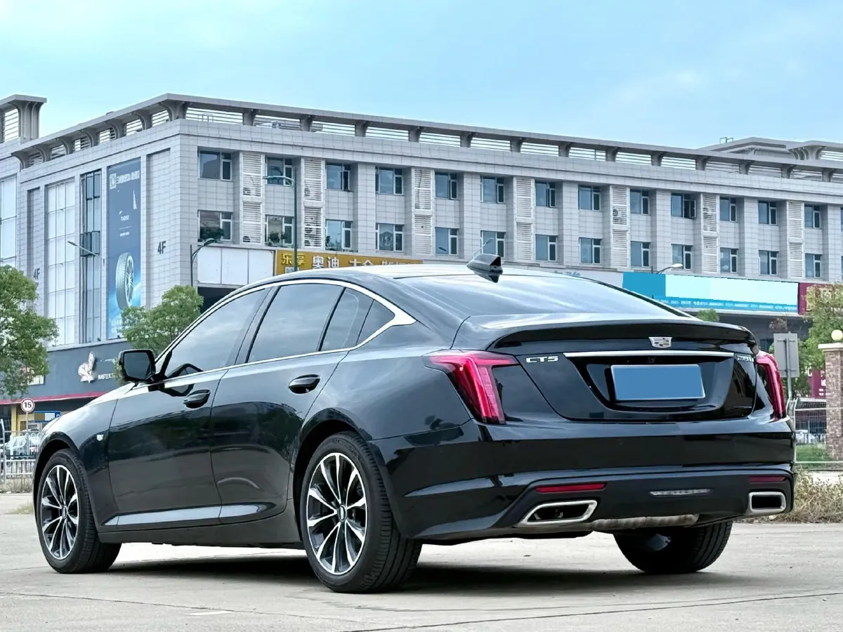 2025 Cadillac CT5 2.0T 237HP L4 10AT,autocango,china used car exporter,china ev exporter,chinese used car exporter,chinese used ev exporter