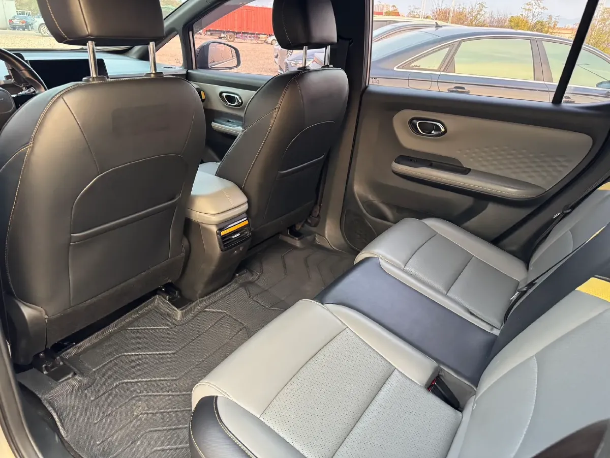 2022 GAC Trumpchi Emkoo 1.5T 177HP L4 7DCT,autocango,china used car exporter,china ev exporter,chinese used car exporter,chinese used ev exporter