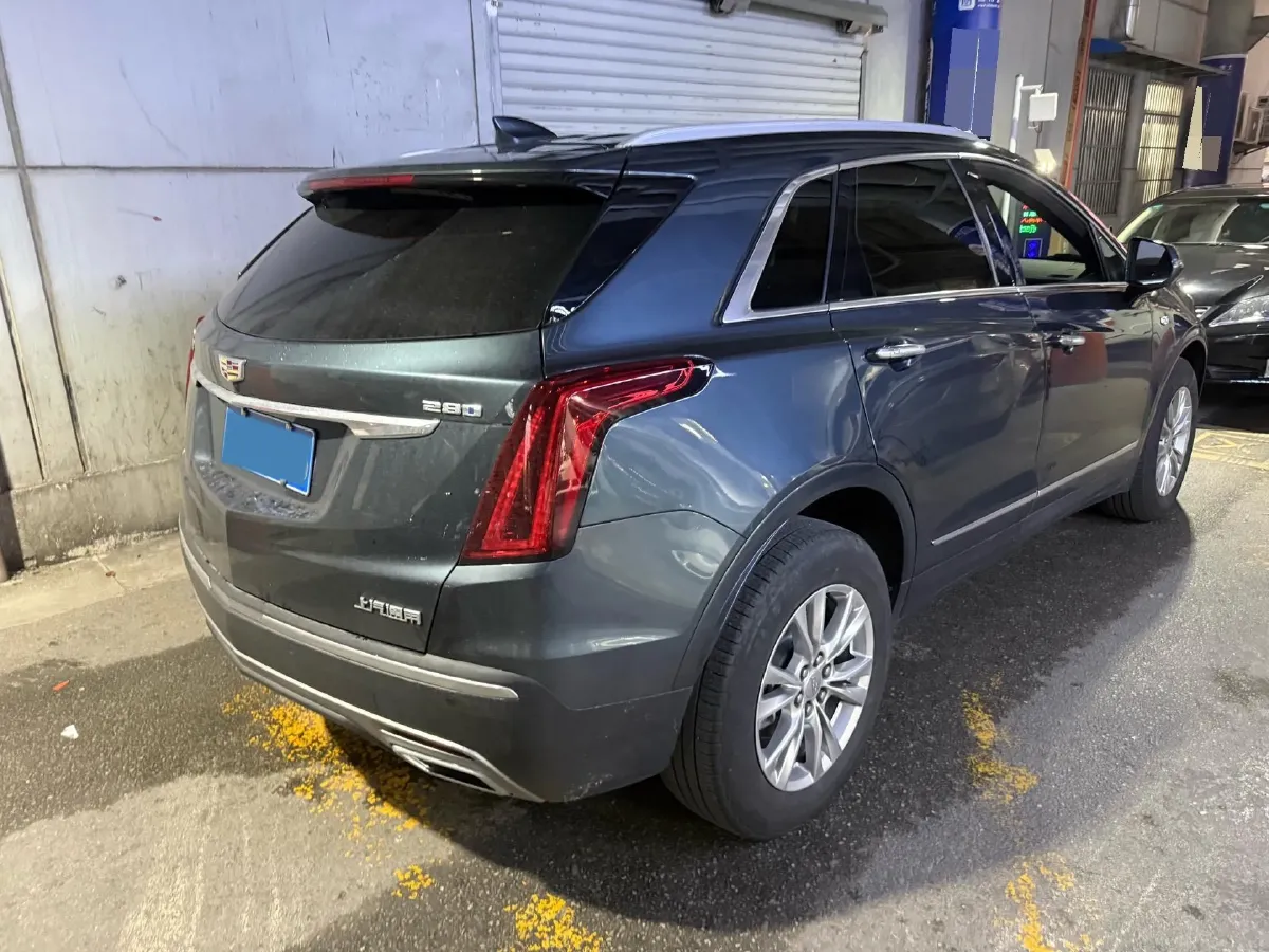 2023 Cadillac XT5 2.0T 237HP L4 9AT,autocango,china used car exporter,china ev exporter,chinese used car exporter,chinese used ev exporter