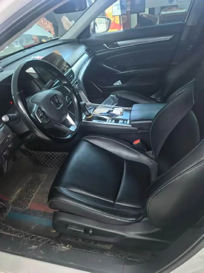 2022 Honda Accord 1.5T 194HP L4 CVT,autocango,china used car exporter,china ev exporter,chinese used car exporter,chinese used ev exporter