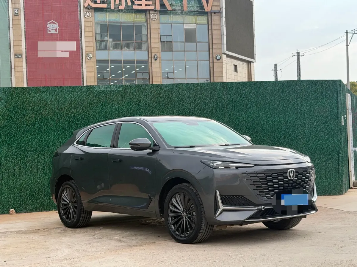 2021 ChangAn UNI-K 2.0T 233HP L4 8AT,autocango,china used car exporter,china ev exporter,chinese used car exporter,chinese used ev exporter