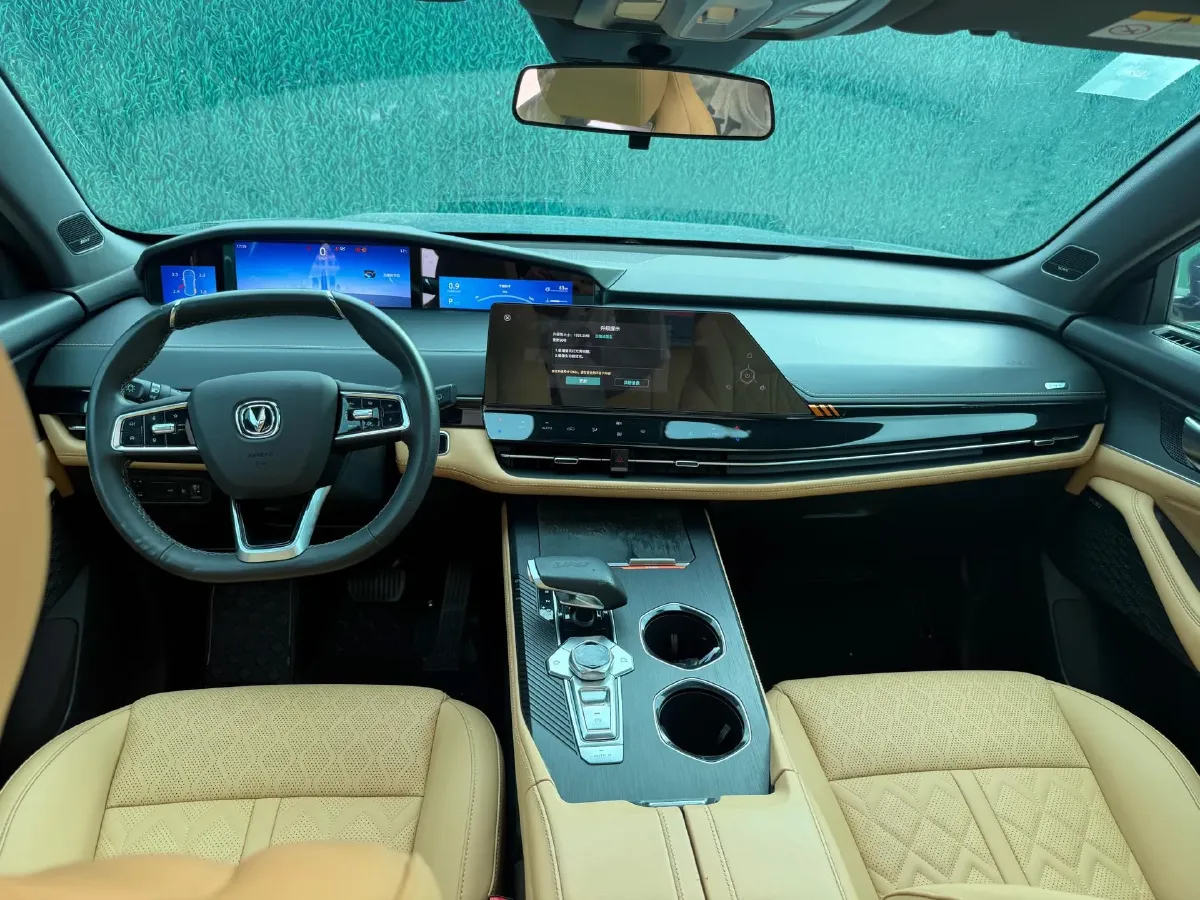 2021 ChangAn UNI-K 2.0T 233HP L4 8AT,autocango,china used car exporter,china ev exporter,chinese used car exporter,chinese used ev exporter