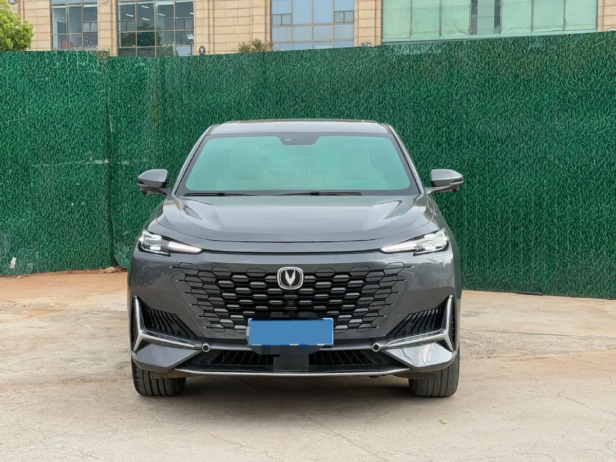 2021 ChangAn UNI-K 2.0T 233HP L4 8AT,autocango,china used car exporter,china ev exporter,chinese used car exporter,chinese used ev exporter
