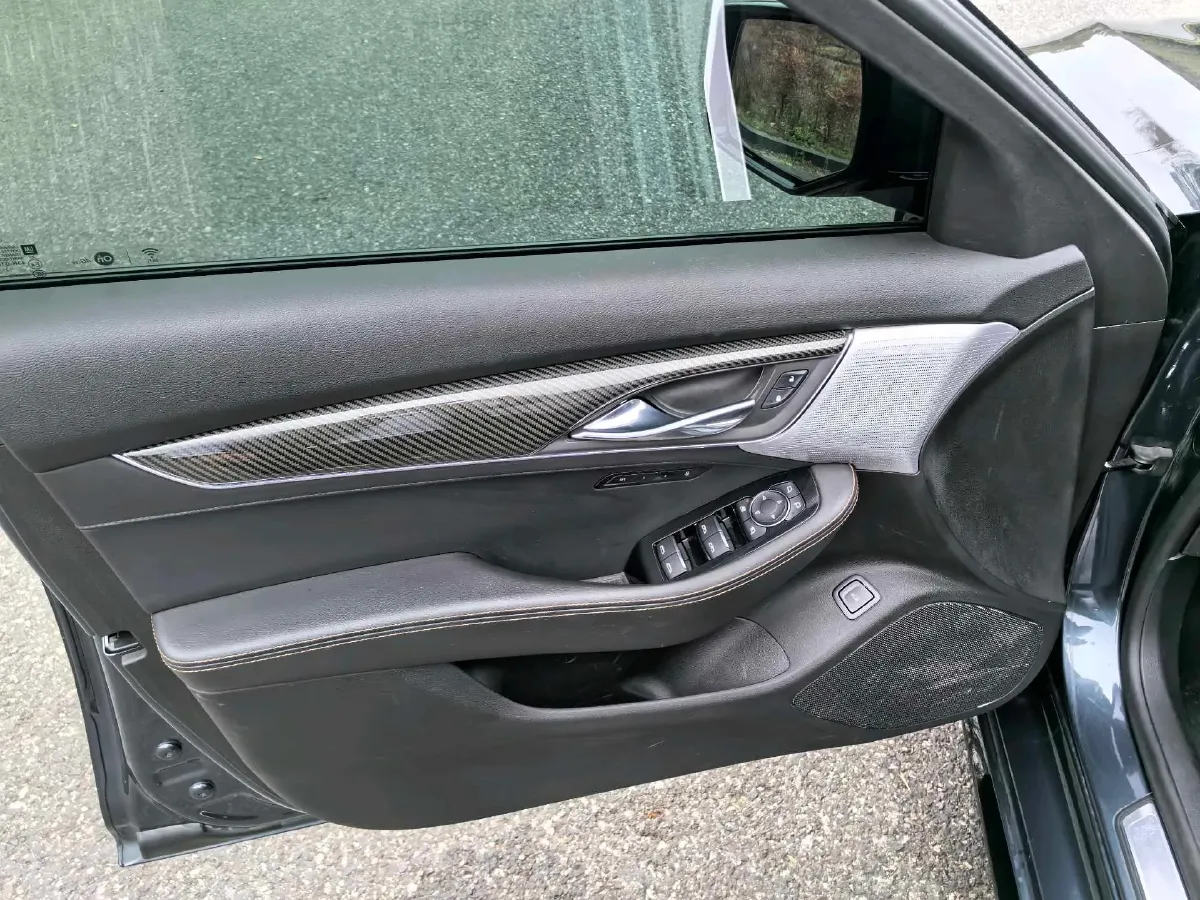 2021 Cadillac CT5 2.0T 237HP L4 10AT,autocango,china used car exporter,china ev exporter,chinese used car exporter,chinese used ev exporter