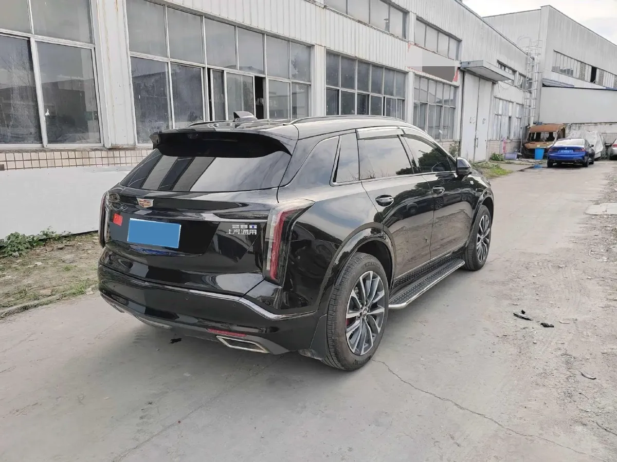 2025 Cadillac XT5 2.0T 237HP L4 9AT,autocango,china used car exporter,china ev exporter,chinese used car exporter,chinese used ev exporter