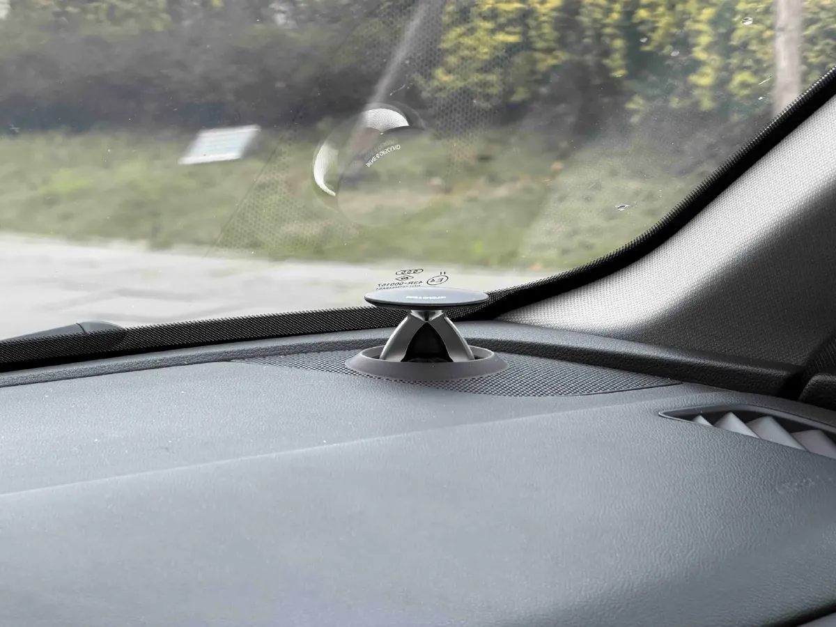 2019 Alfa Romeo Giulia 2.0T 280HP L4 8AT,autocango,china used car exporter,china ev exporter,chinese used car exporter,chinese used ev exporter