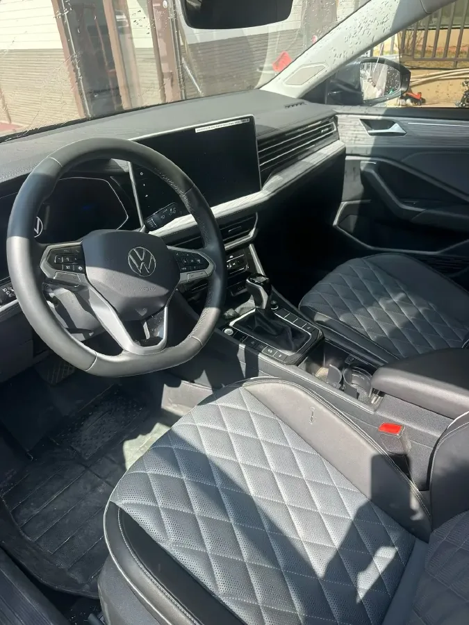 2023 Volkswagen Sagitar 1.2T 116HP L4 7DCT,autocango,china used car exporter,china ev exporter,chinese used car exporter,chinese used ev exporter