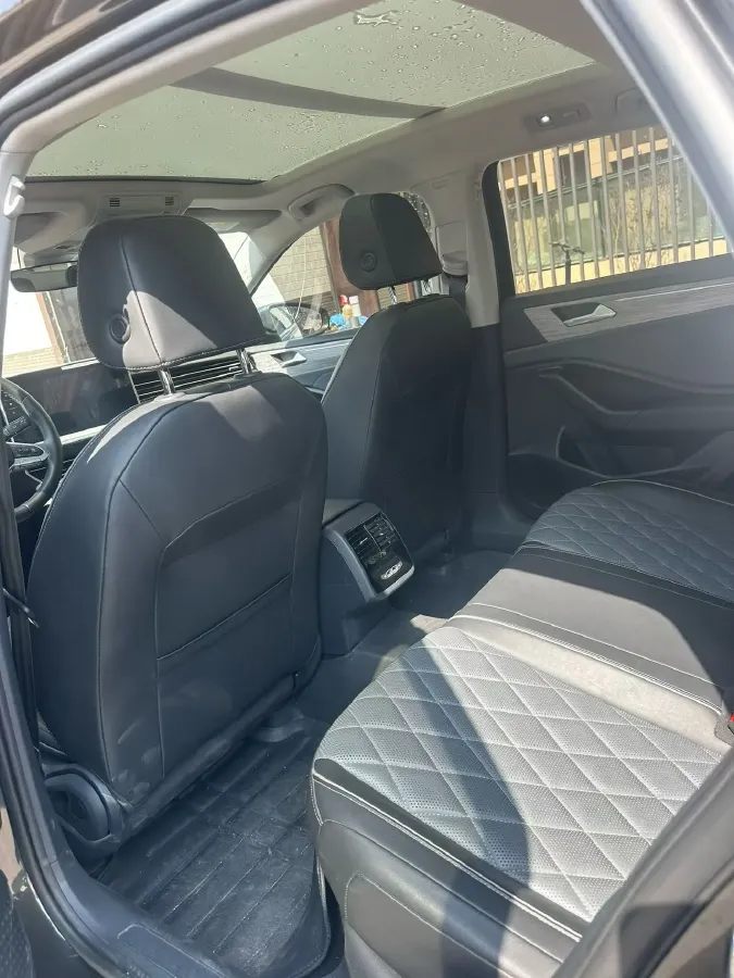 2023 Volkswagen Sagitar 1.2T 116HP L4 7DCT,autocango,china used car exporter,china ev exporter,chinese used car exporter,chinese used ev exporter