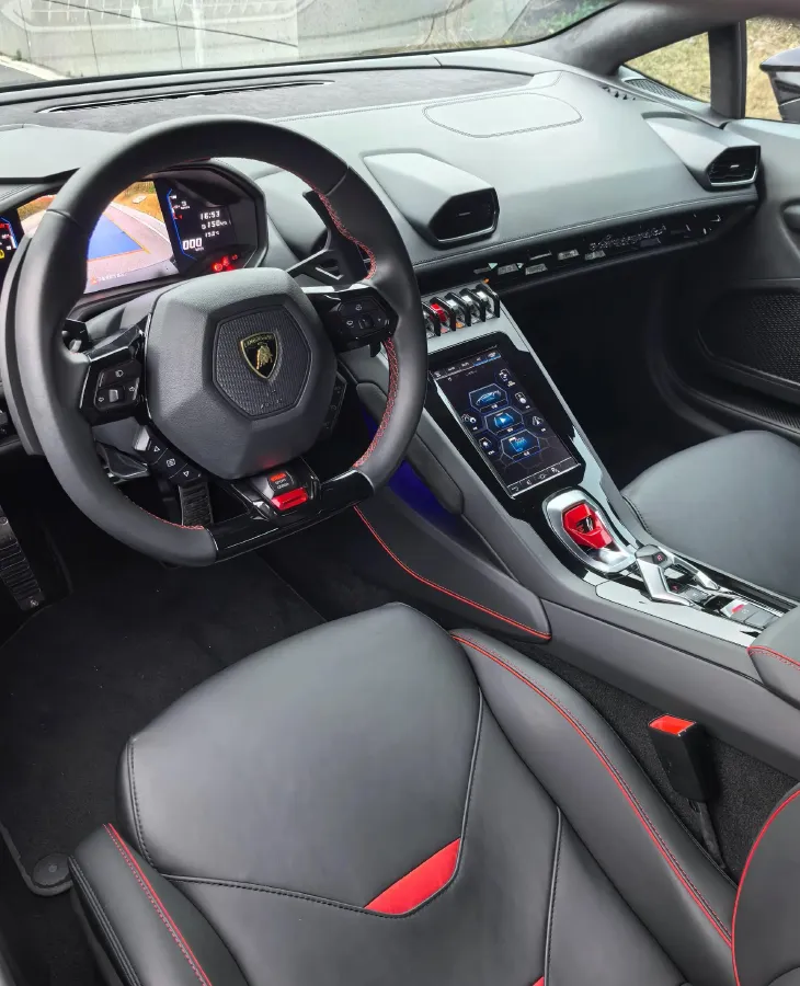 2020 Lamborghini Huracán 5.2L 611HP V10 7DCT,autocango,china used car exporter,china ev exporter,chinese used car exporter,chinese used ev exporter