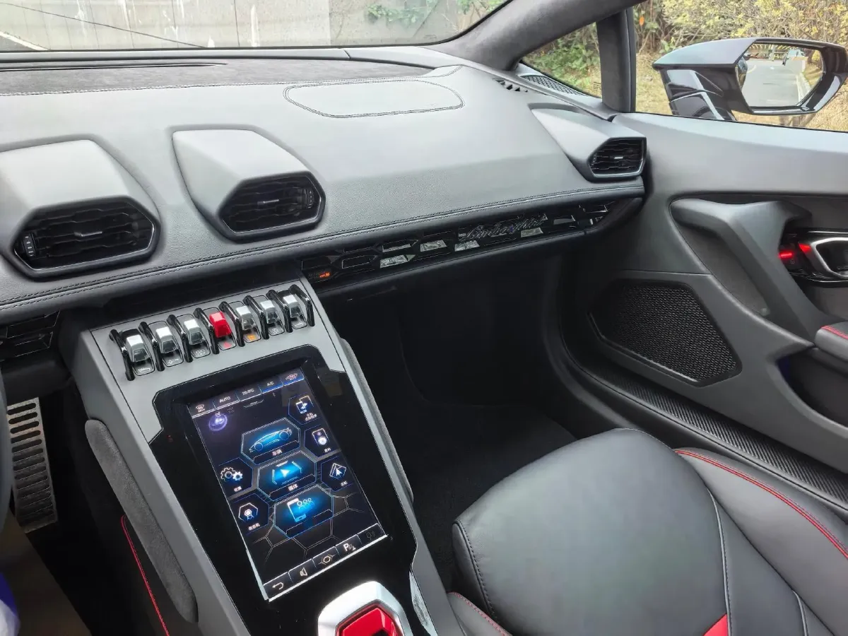 2020 Lamborghini Huracán 5.2L 611HP V10 7DCT,autocango,china used car exporter,china ev exporter,chinese used car exporter,chinese used ev exporter