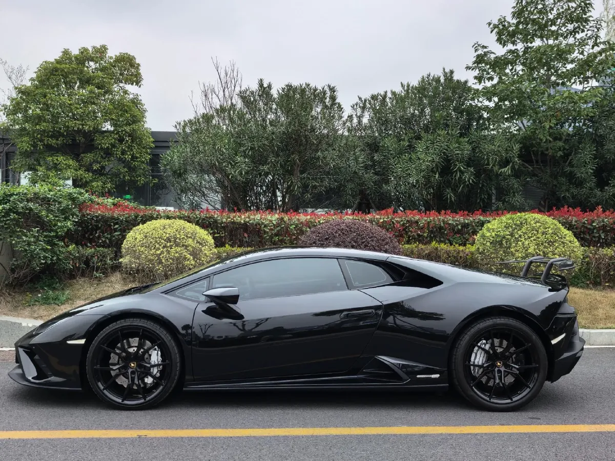 2020 Lamborghini Huracán 5.2L 611HP V10 7DCT,autocango,china used car exporter,china ev exporter,chinese used car exporter,chinese used ev exporter