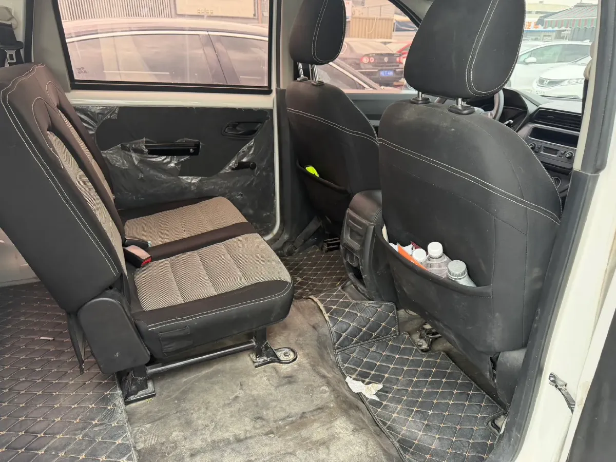 2019 WuLing HongGuang 1.5L 105HP L4 5MT,autocango,china used car exporter,china ev exporter,chinese used car exporter,chinese used ev exporter