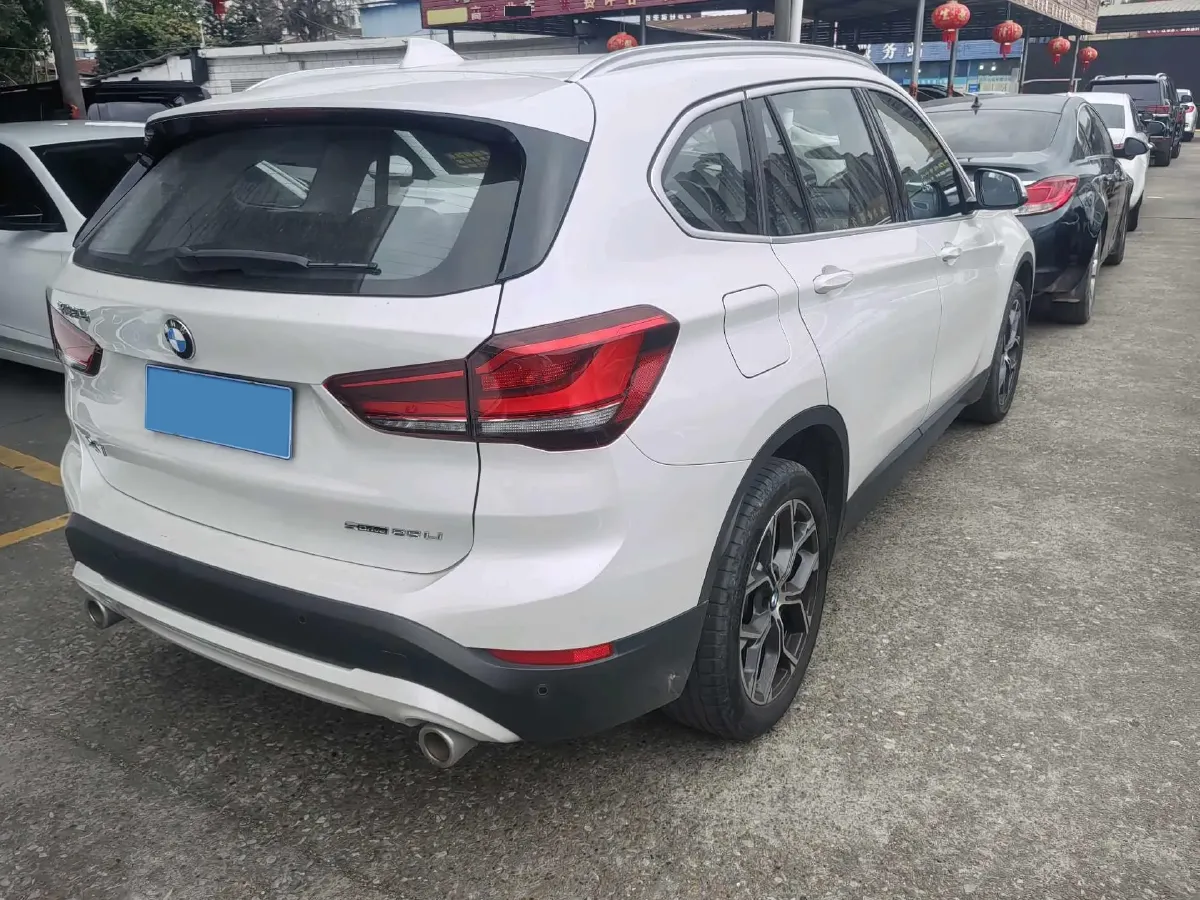 2021 BMW X1 2.0T 192HP L4 7DCT,autocango,china used car exporter,china ev exporter,chinese used car exporter,chinese used ev exporter