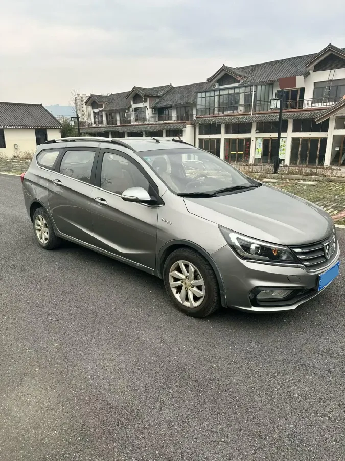 2017 BaoJun 310W 1.5L 112HP L4 6MT,autocango,china used car exporter,china ev exporter,chinese used car exporter,chinese used ev exporter