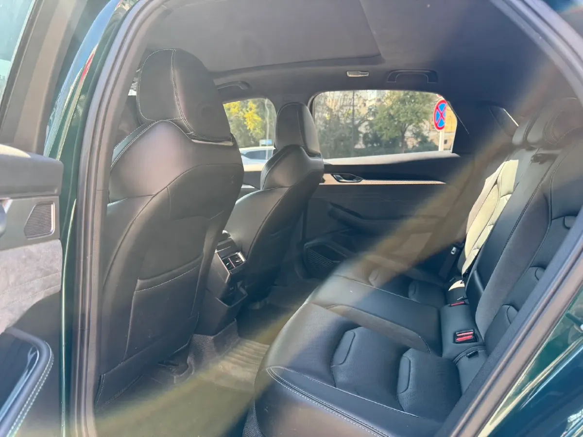 2023 Geely Preface 2.0T 190HP L4 7DCT,autocango,china used car exporter,china ev exporter,chinese used car exporter,chinese used ev exporter