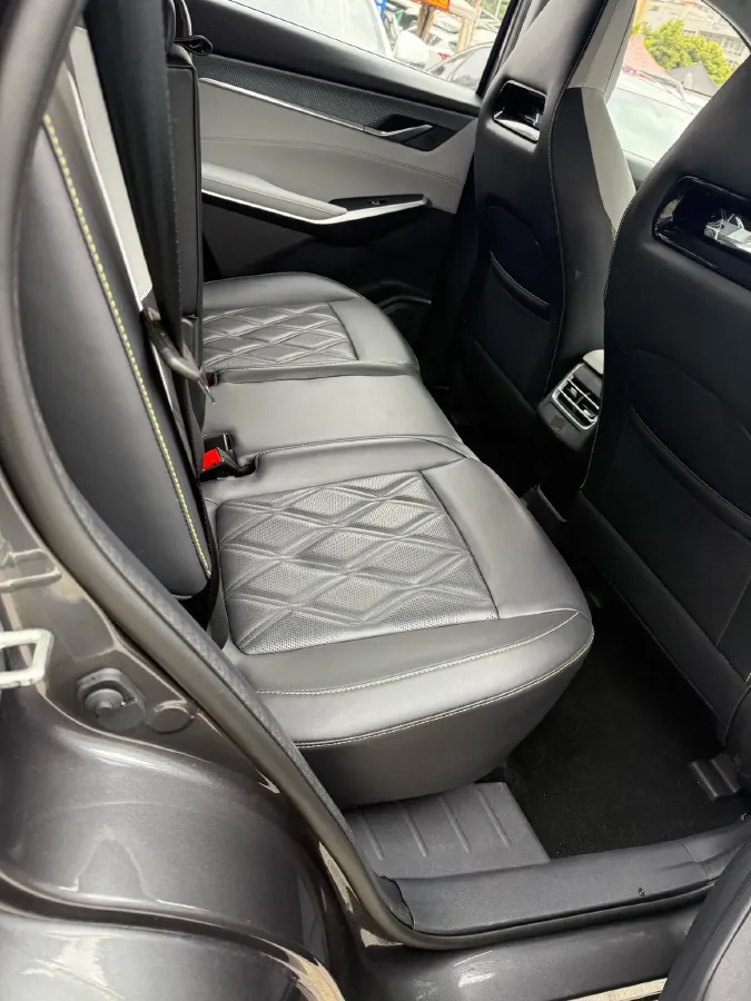 2023 ChangAn CS75 Plus 1.5T 188HP L4 8AT,autocango,china used car exporter,china ev exporter,chinese used car exporter,chinese used ev exporter