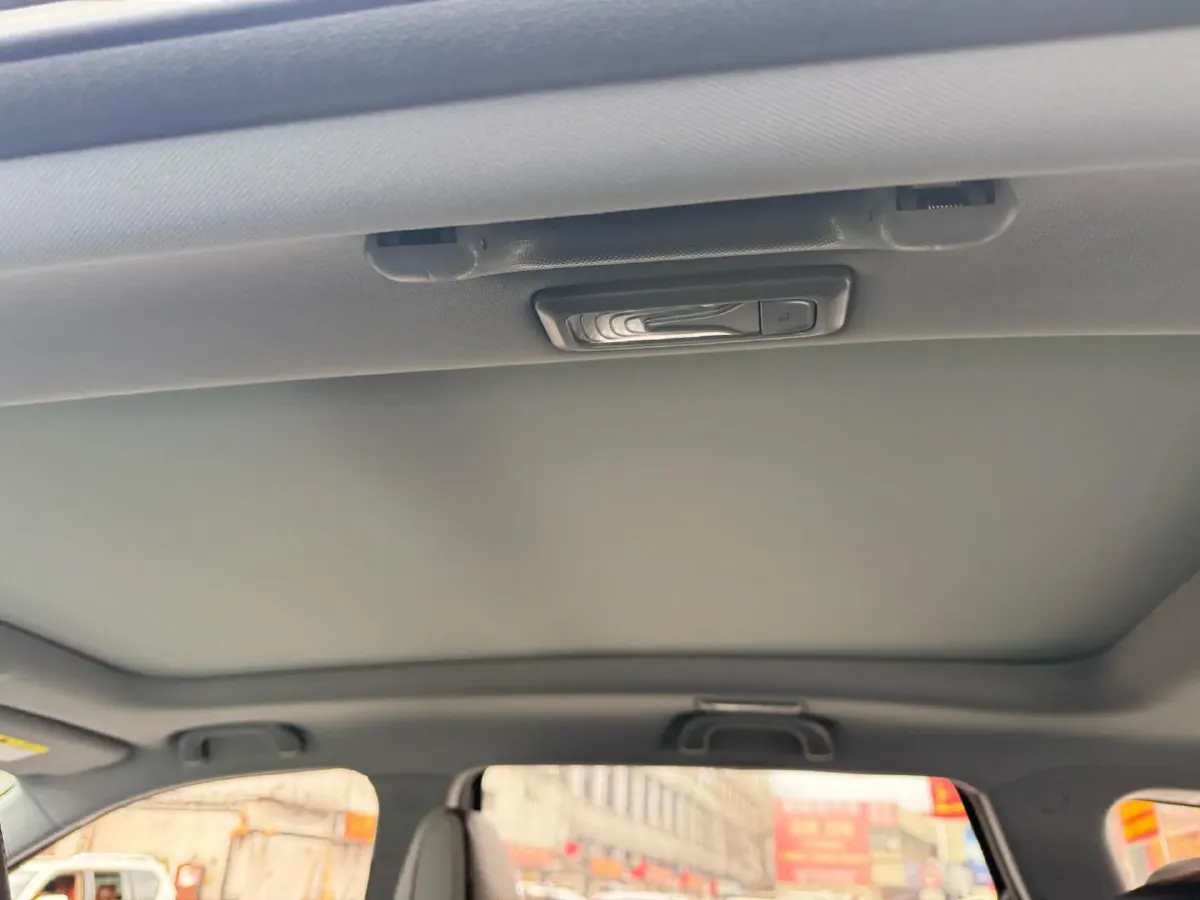 2023 ChangAn CS75 Plus 1.5T 188HP L4 8AT,autocango,china used car exporter,china ev exporter,chinese used car exporter,chinese used ev exporter