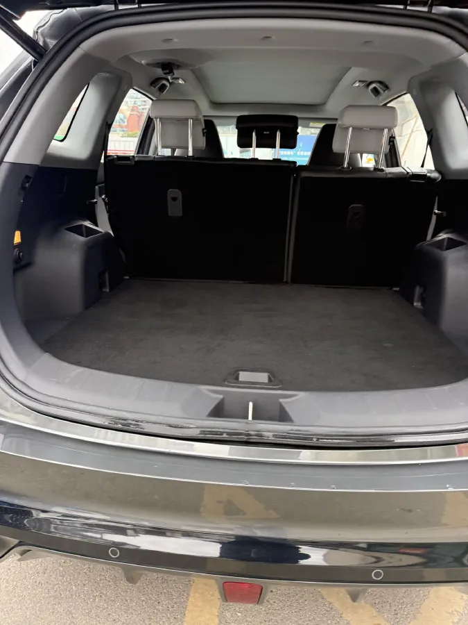 2023 ChangAn CS75 Plus 1.5T 188HP L4 8AT,autocango,china used car exporter,china ev exporter,chinese used car exporter,chinese used ev exporter