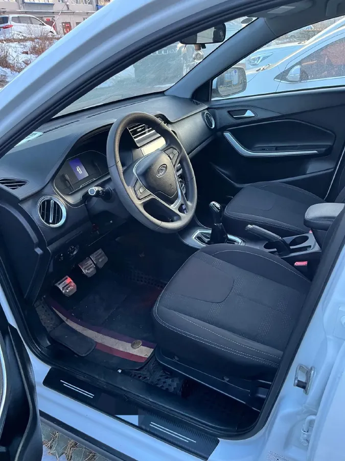 2018 Chery Tiggo 3x 1.5L 106HP L4 5MT,autocango,china used car exporter,china ev exporter,chinese used car exporter,chinese used ev exporter