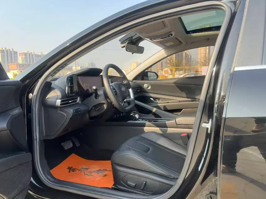 2021 Hyundai Elantra 1.5L 115HP L4 CVT,autocango,china used car exporter,china ev exporter,chinese used car exporter,chinese used ev exporter