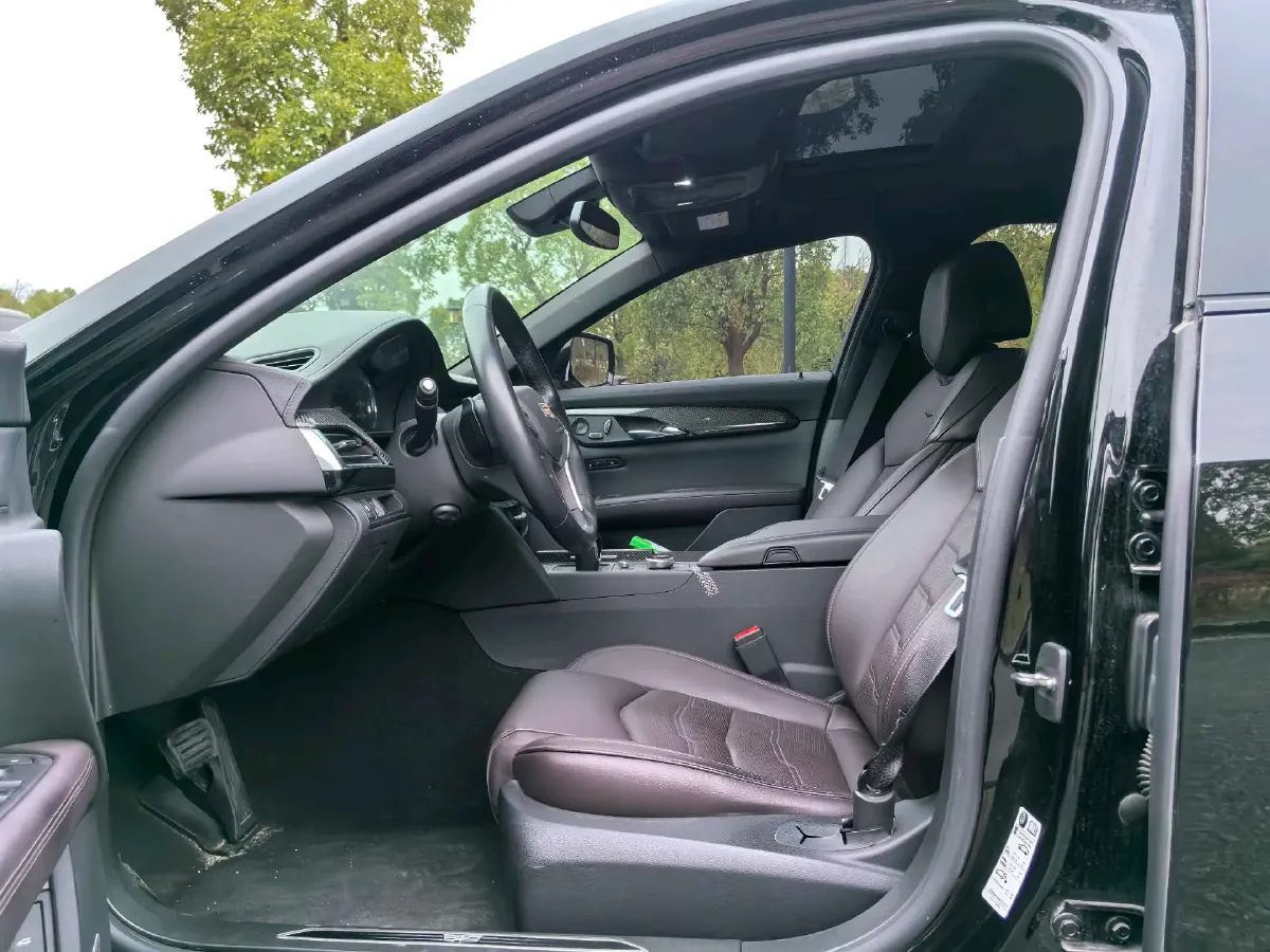 2022 Cadillac CT6 2.0T 237HP L4 10AT,autocango,china used car exporter,china ev exporter,chinese used car exporter,chinese used ev exporter