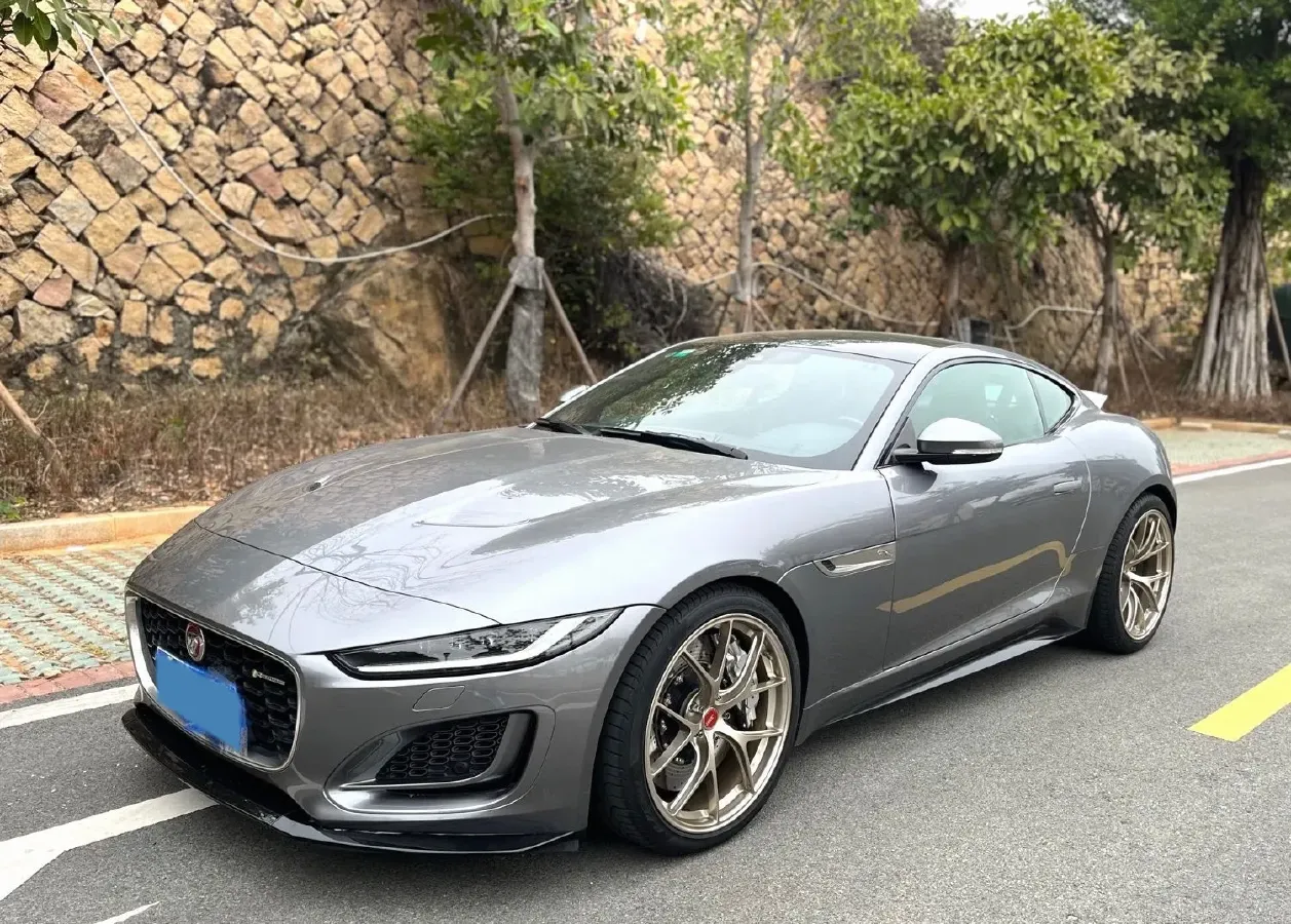 2021 Jaguar F-TYPE 3.0T 381HP V6 8AT,autocango,china used car exporter,china ev exporter,chinese used car exporter,chinese used ev exporter