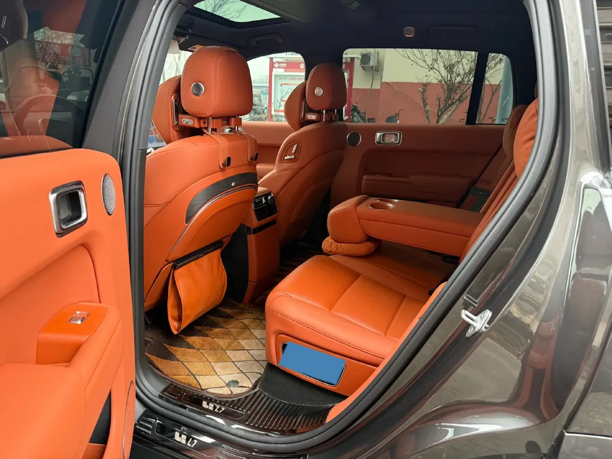 2024 Li L8 Range Extended 154HP REEV 52.3KWH,autocango,china used car exporter,china ev exporter,chinese used car exporter,chinese used ev exporter