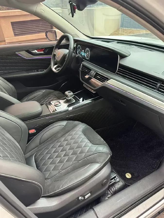 2019 HongQi HS5 2.0T 224HP L4 6AT,autocango,china used car exporter,china ev exporter,chinese used car exporter,chinese used ev exporter
