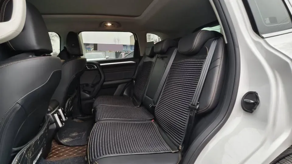 2021 Haval Dargo 1.5T 169HP L4 7DCT,autocango,china used car exporter,china ev exporter,chinese used car exporter,chinese used ev exporter