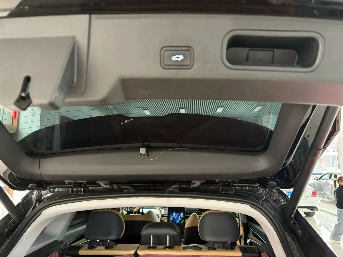 2023 Geely StarRay 1.5T 181HP L4 7DCT,autocango,china used car exporter,china ev exporter,chinese used car exporter,chinese used ev exporter