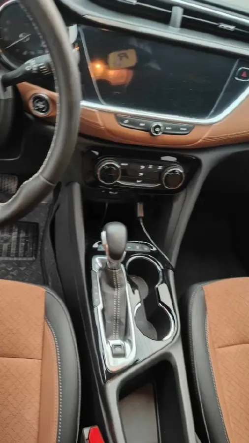 2020 Buick Encore GX 1.3T 165HP L3 CVT,autocango,china used car exporter,china ev exporter,chinese used car exporter,chinese used ev exporter