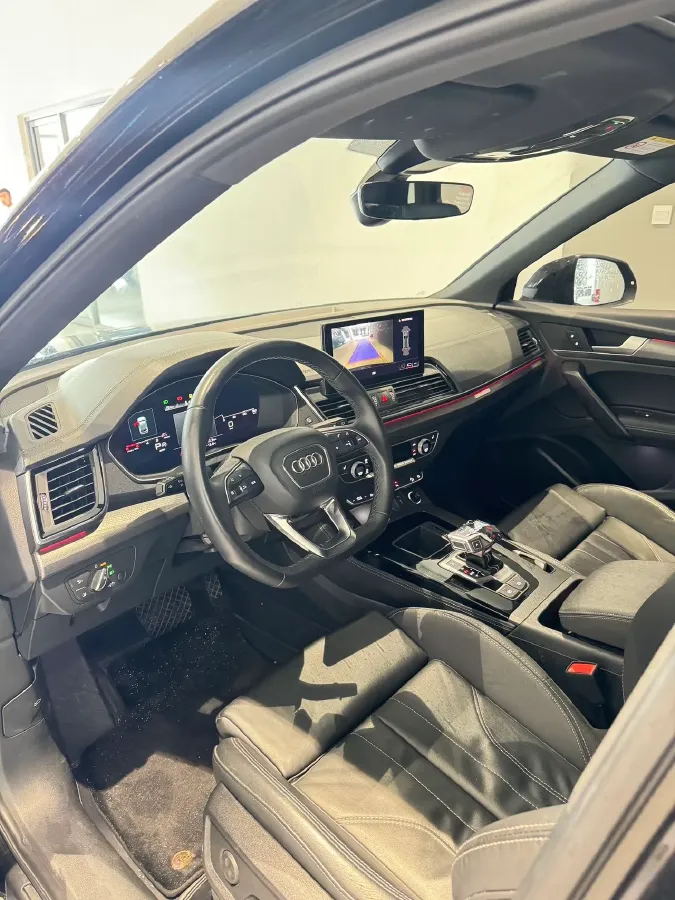 2023 Audi Q5L 2.0T 190HP L4 7DCT,autocango,china used car exporter,china ev exporter,chinese used car exporter,chinese used ev exporter