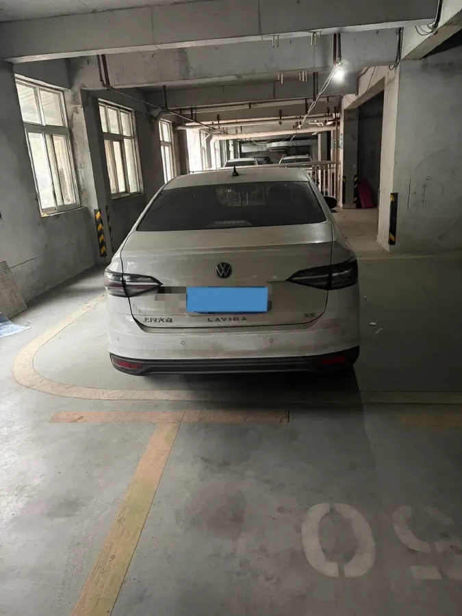 2023 Volkswagen Lavida 1.5L 110HP L4 6AT,autocango,china used car exporter,china ev exporter,chinese used car exporter,chinese used ev exporter