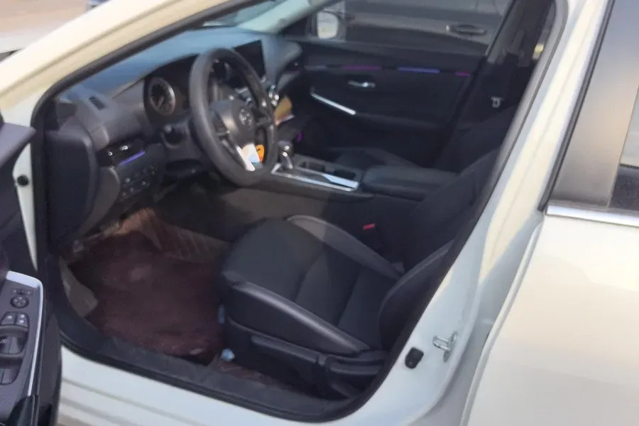 2021 Nissan Sylphy 1.6L 135HP L4 CVT,autocango,china used car exporter,china ev exporter,chinese used car exporter,chinese used ev exporter