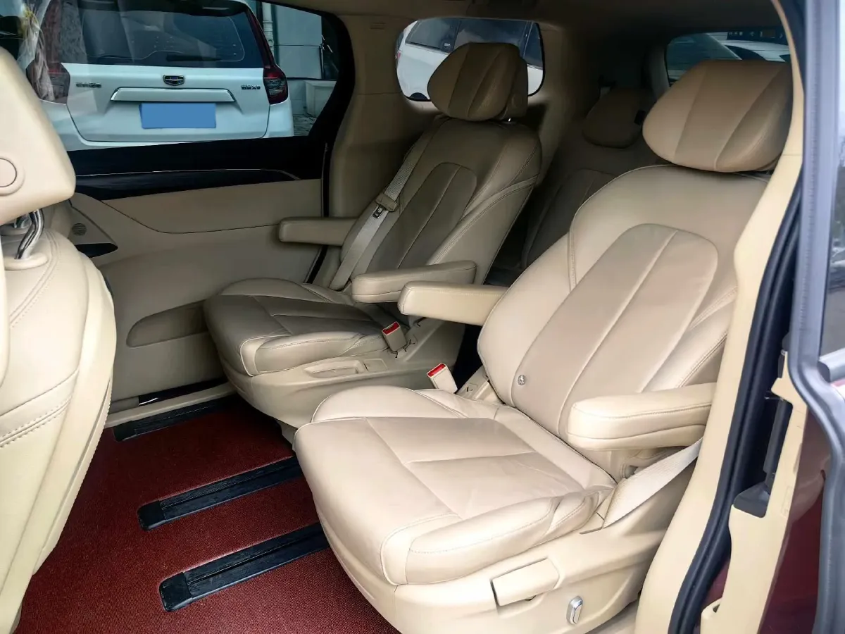 2022 Buick GL8 2.0T 237HP L4 9AT,autocango,china used car exporter,china ev exporter,chinese used car exporter,chinese used ev exporter