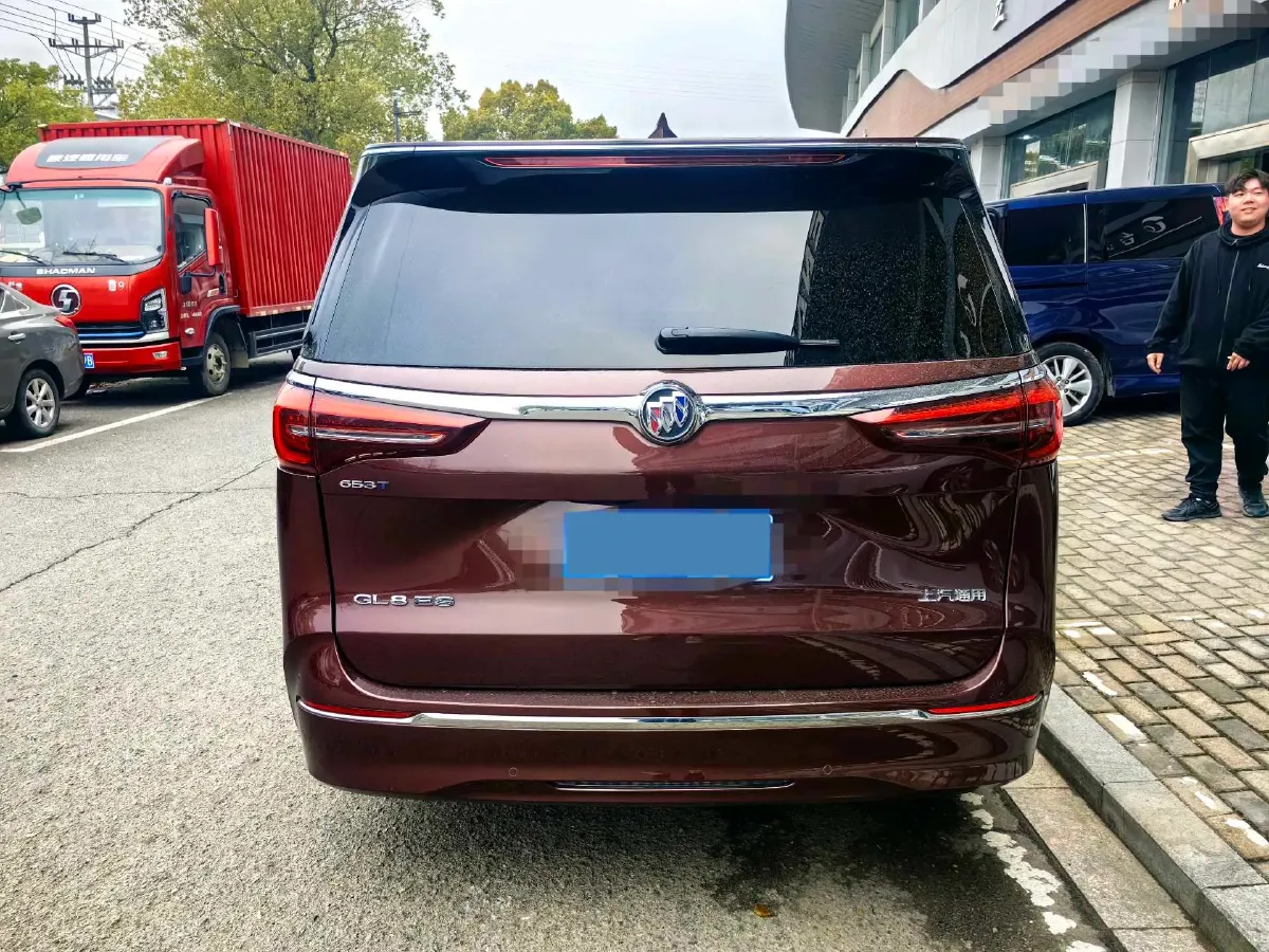 2022 Buick GL8 2.0T 237HP L4 9AT,autocango,china used car exporter,china ev exporter,chinese used car exporter,chinese used ev exporter