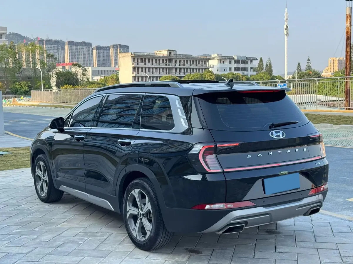 2023 Hyundai Santafe 2.0T 230HP L4 8AT,autocango,china used car exporter,china ev exporter,chinese used car exporter,chinese used ev exporter
