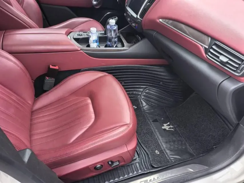 2019 Maserati Levante 3.0T 350HP V6 8AT,autocango,china used car exporter,china ev exporter,chinese used car exporter,chinese used ev exporter