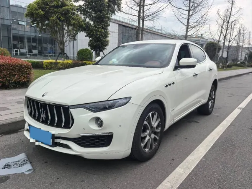2019 Maserati Levante 3.0T 350HP V6 8AT,autocango,china used car exporter,china ev exporter,chinese used car exporter,chinese used ev exporter