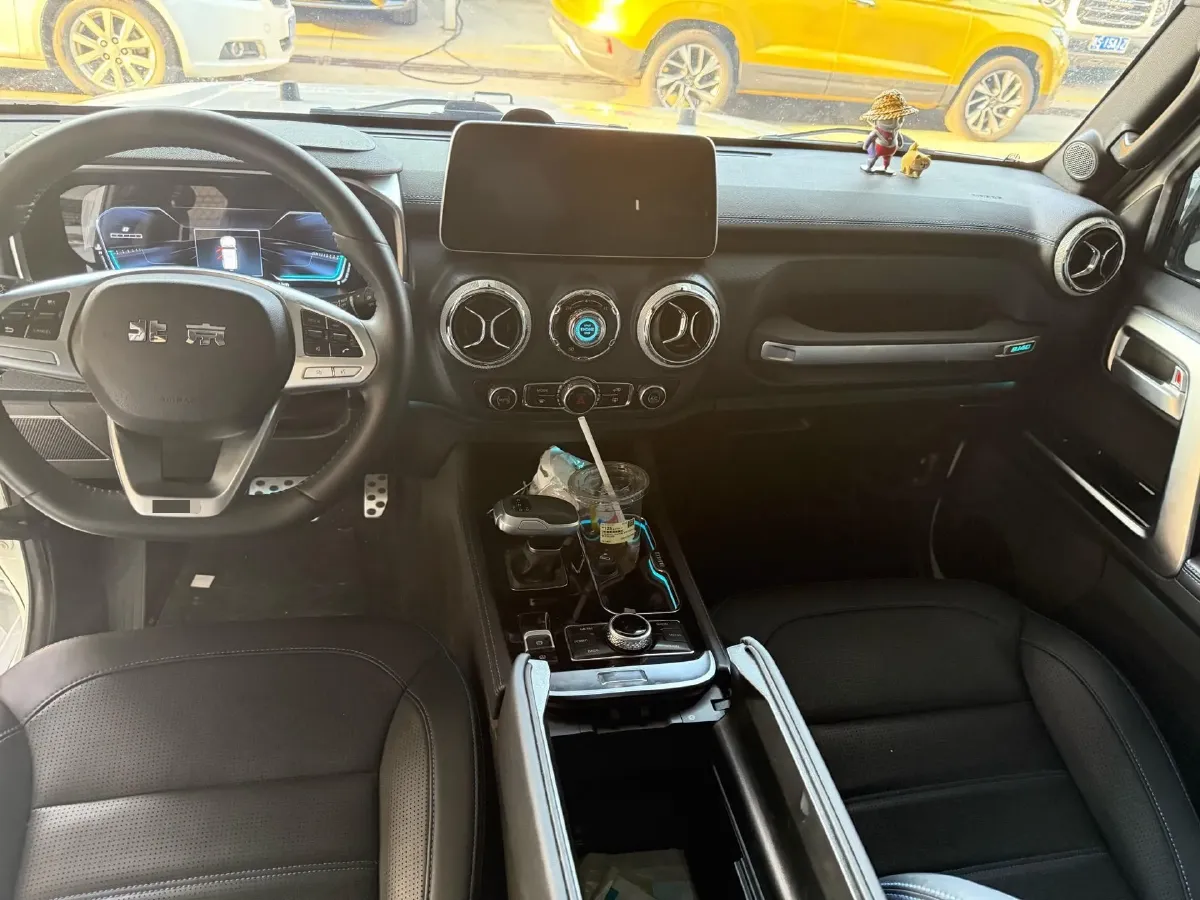 2023 Beijing BJ40 2.0T 224HP L4 8AT,autocango,china used car exporter,china ev exporter,chinese used car exporter,chinese used ev exporter